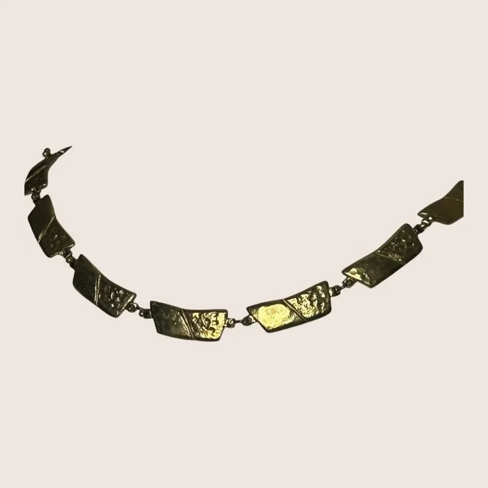 🌟 VTG ANNE DICK BRUTALIST HAMMERED U BALL BRONZE COLLAR SIGNED NECKLACE 18" - Picture 3 of 5